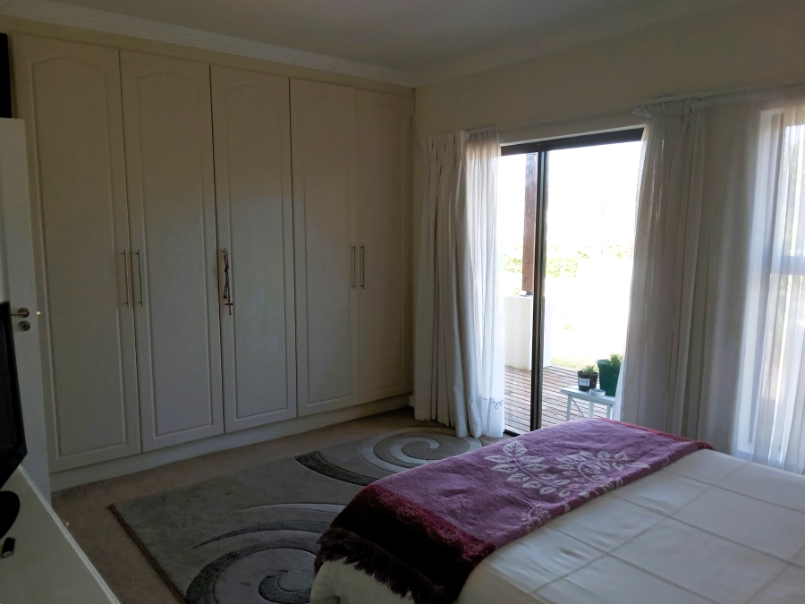 To Let 1 Bedroom Property for Rent in Schonenberg Western Cape